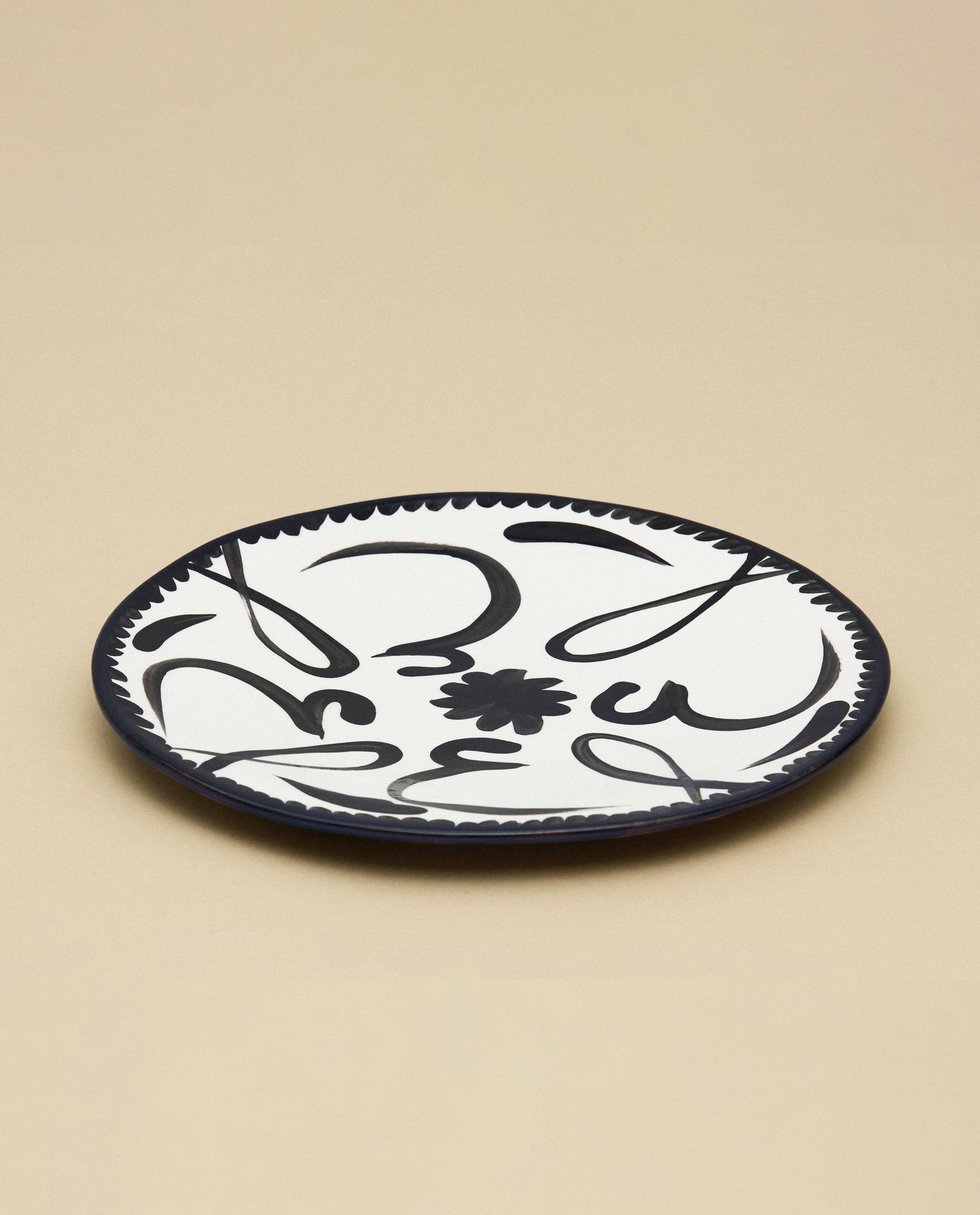 The Calligraphy Plate, Black