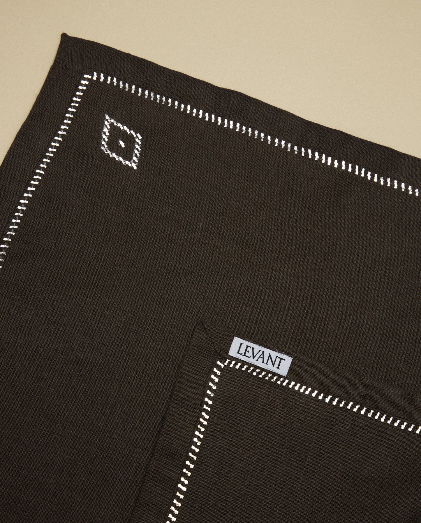 The Artemis Napkin, Tobacco
