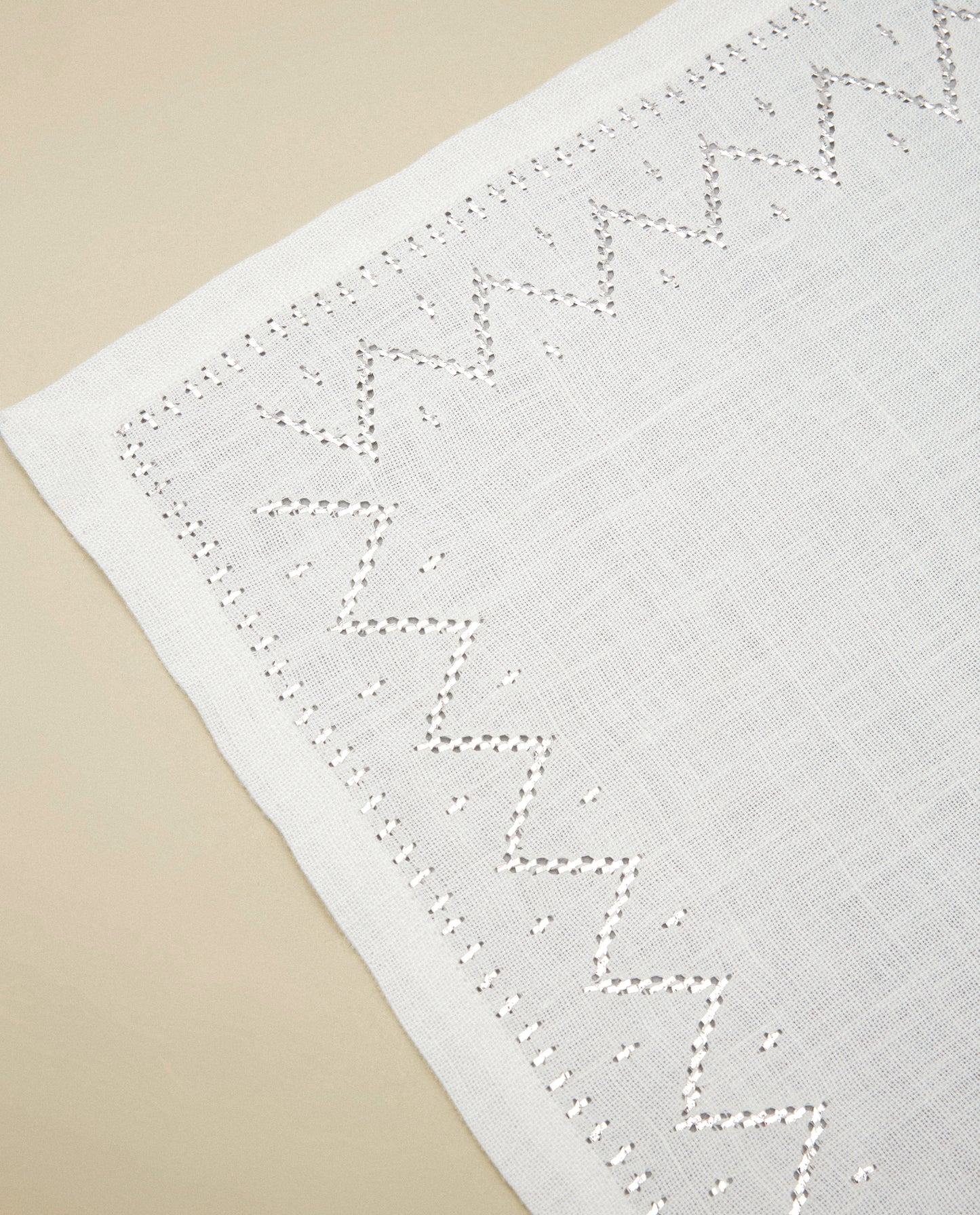 The Palmyra Sky Napkin, White