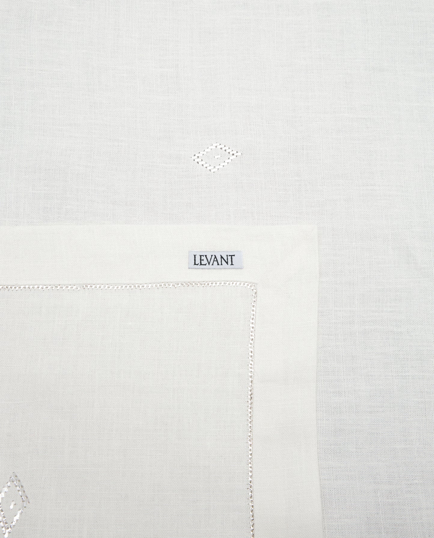 The Artemis Tablecloth, White