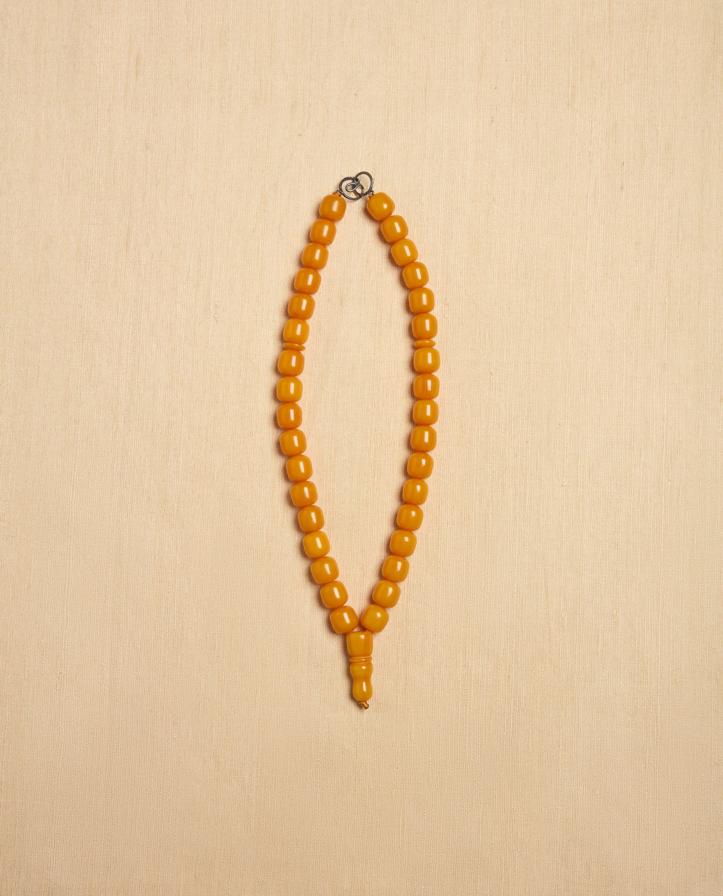 The Ancora Necklace in Yellow Resin