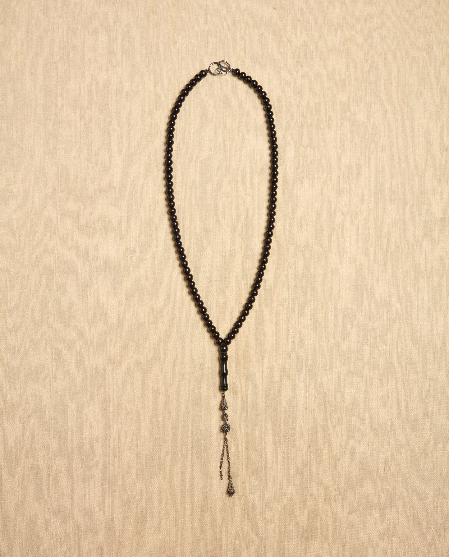 The Ancora Necklace in Black Resin