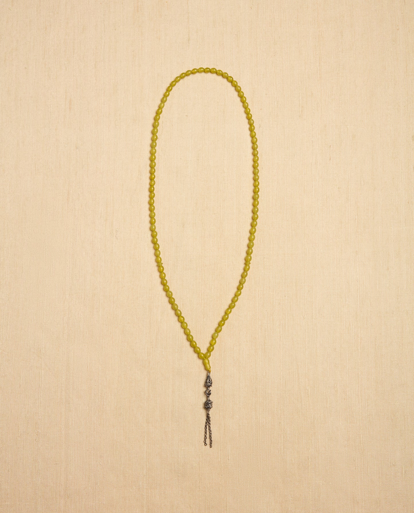 The Ancora Necklace in Serpentine Stone