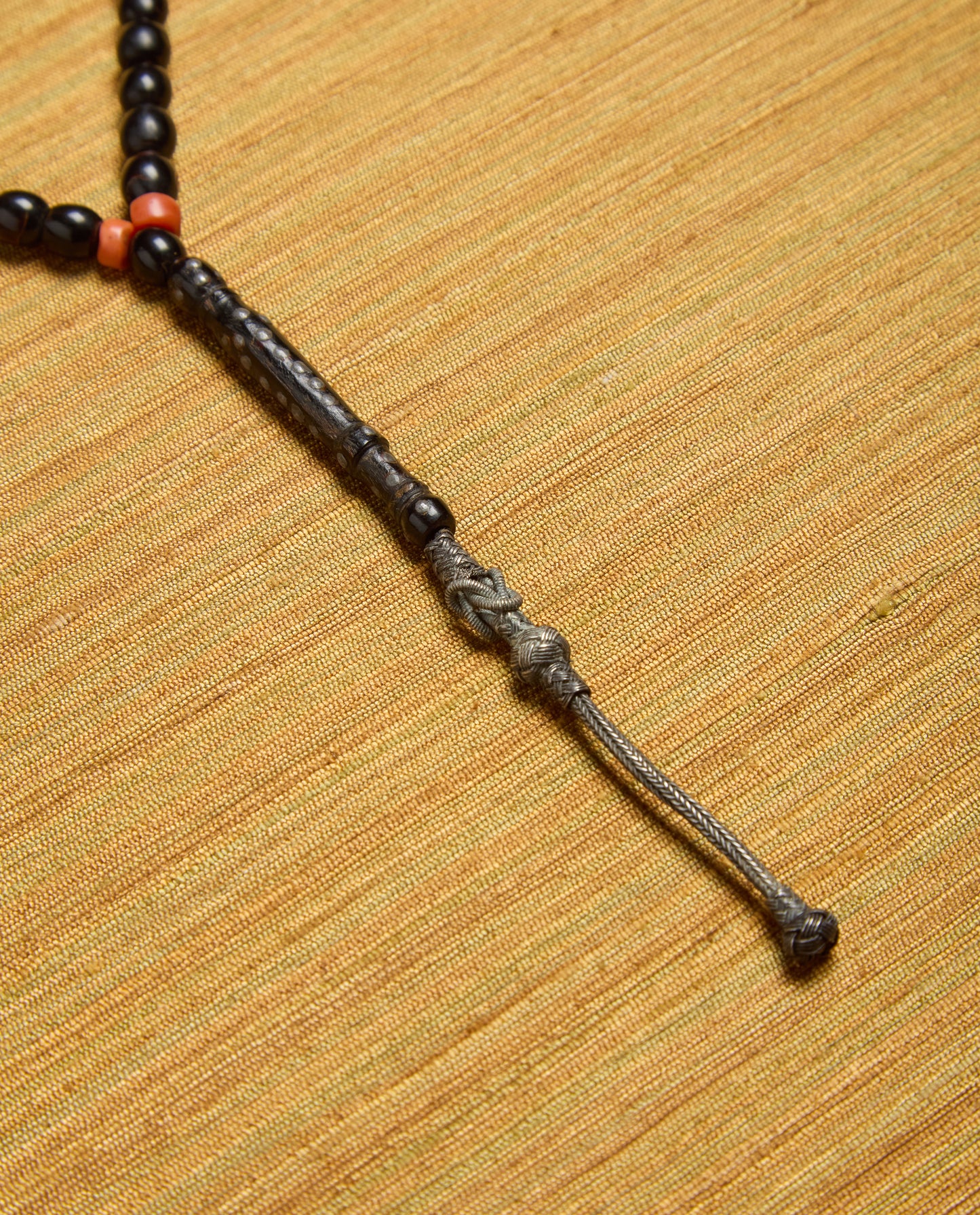 The Ancora Necklace in Black Coral