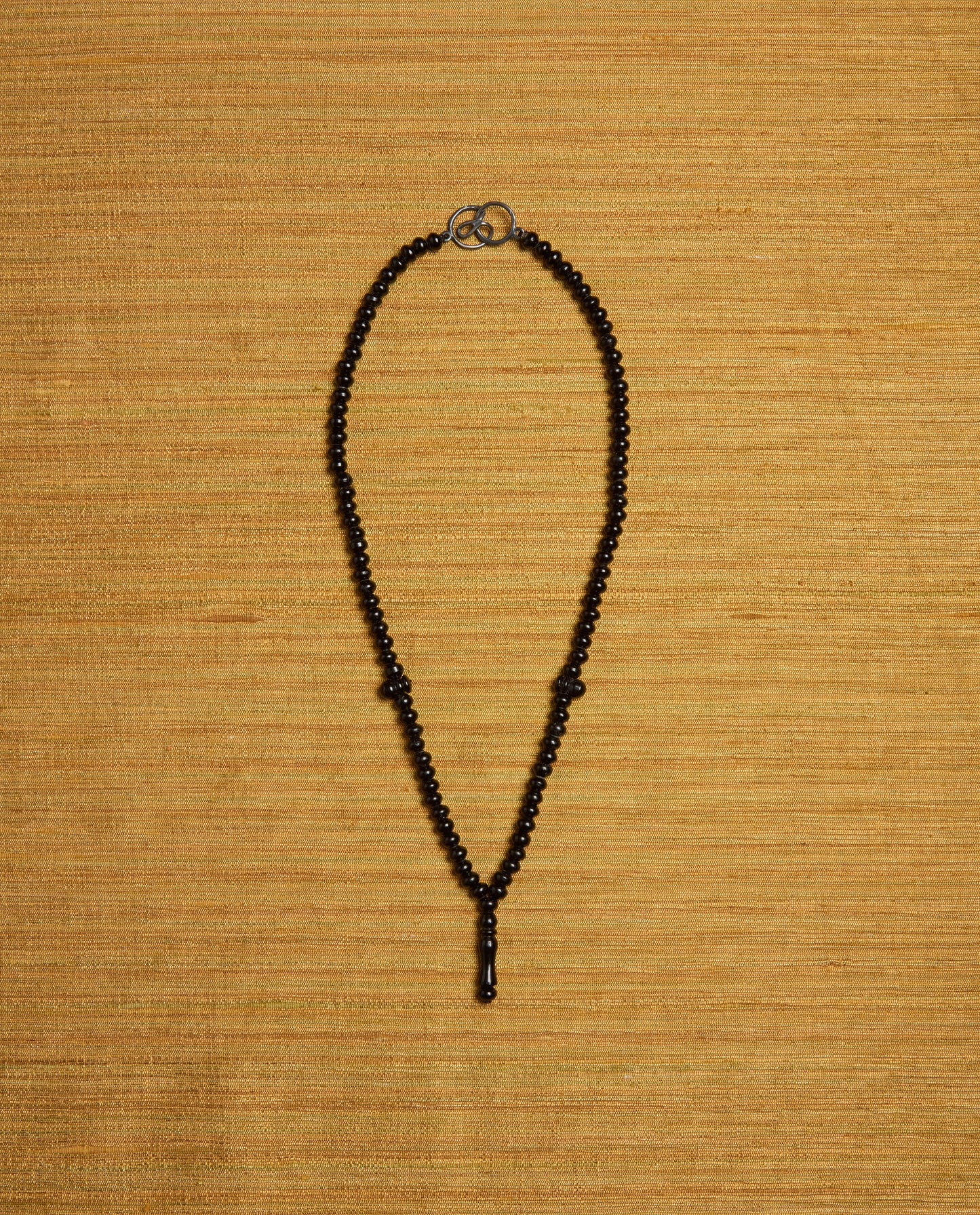 The Ancora Necklace in Black Resin