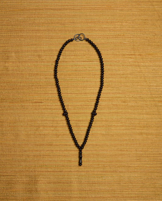 The Ancora Necklace in Black Resin