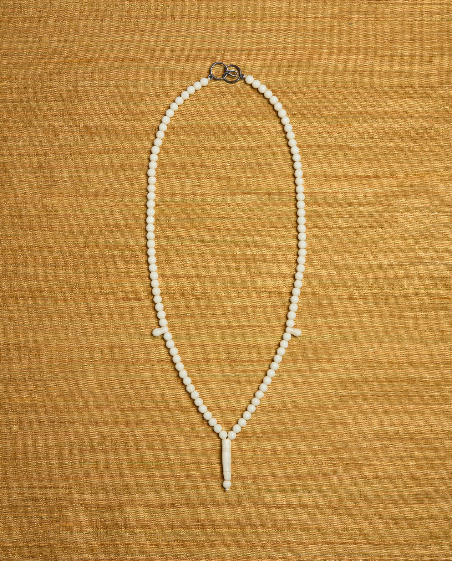 The Ancora Necklace in White Resin