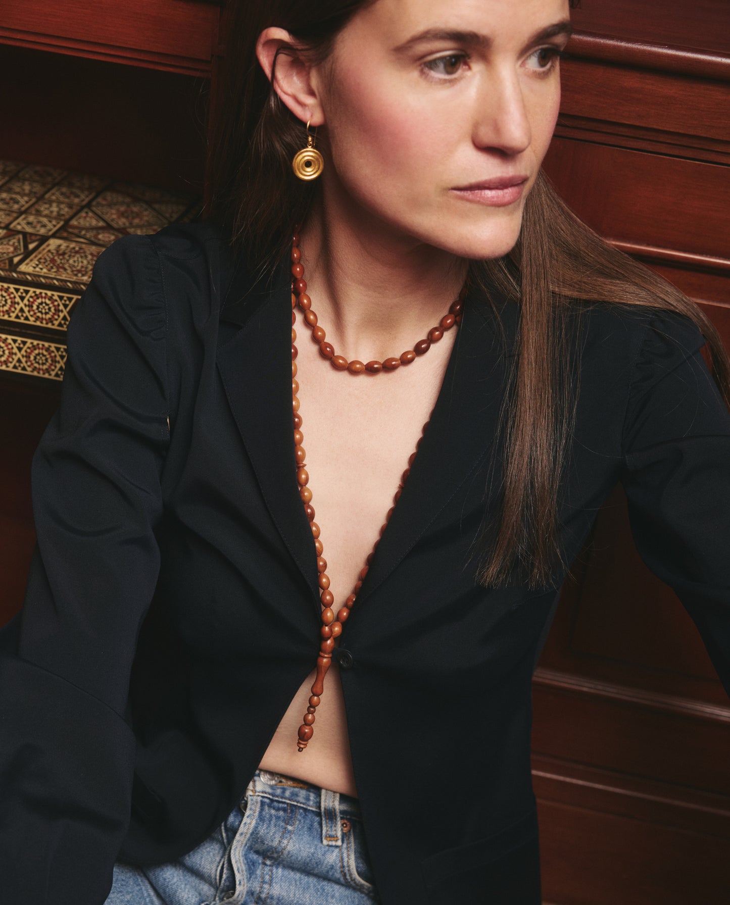 The Ancora Necklace in Palm Wood