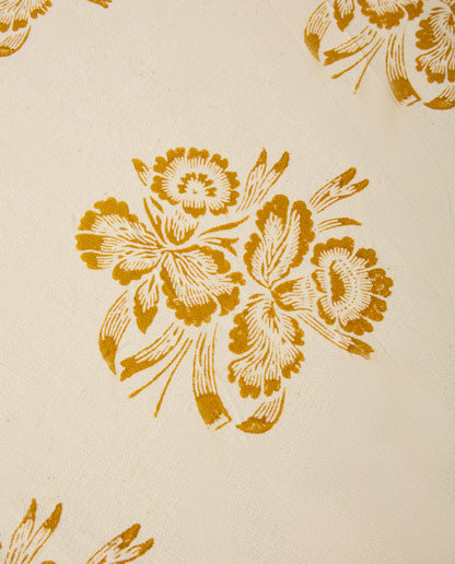 The Esfahan Tablecloth, Saffron