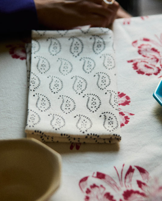 The Esfahan Napkin, Black - Set of 4