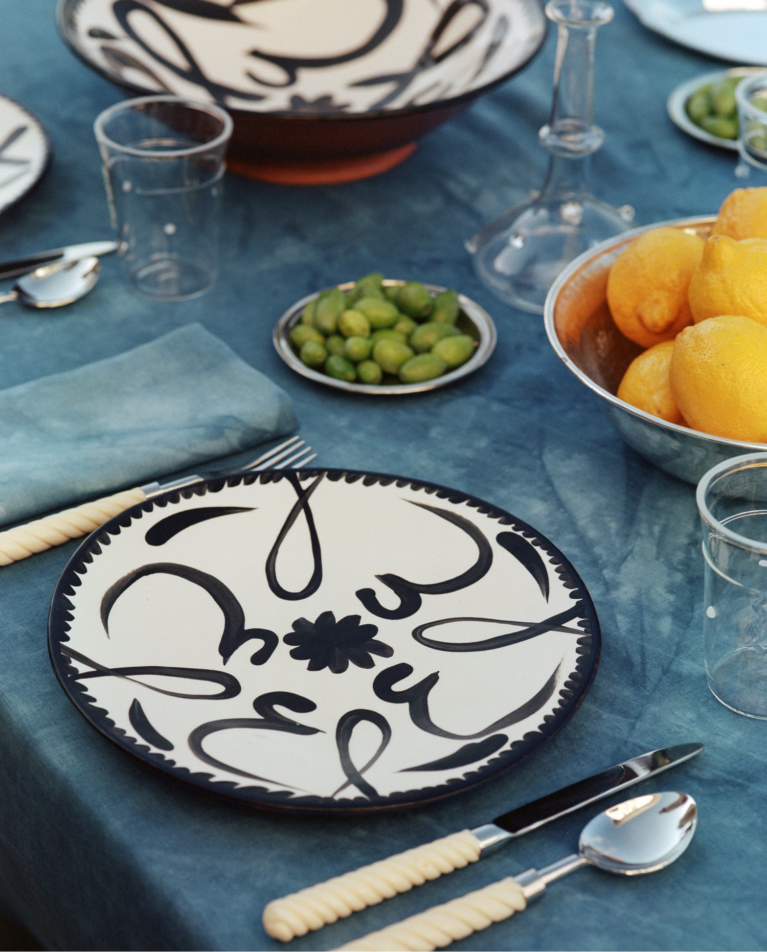 LEVANT's Calligraphy Plate, in black and white. 