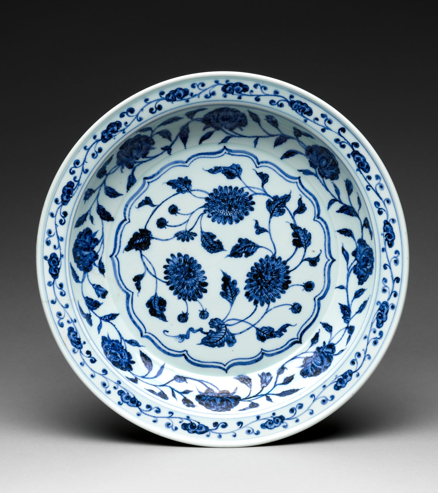 Plate with chrysanthemums and peonies, Ming Dynasty, China, The Metropolitan Museum of Art Collection.